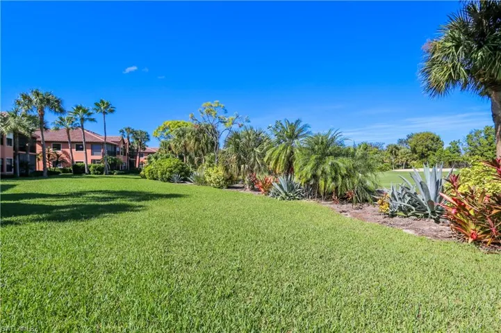 5765 Grande Reserve Way 7-702, Naples, Florida 34110