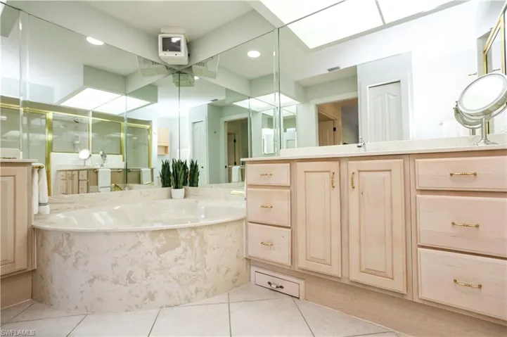 5765 Grande Reserve Way 7-702, Naples, Florida 34110