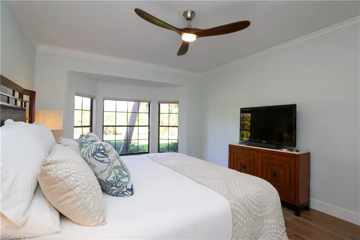 5765 Grande Reserve Way 7-702, Naples, Florida 34110