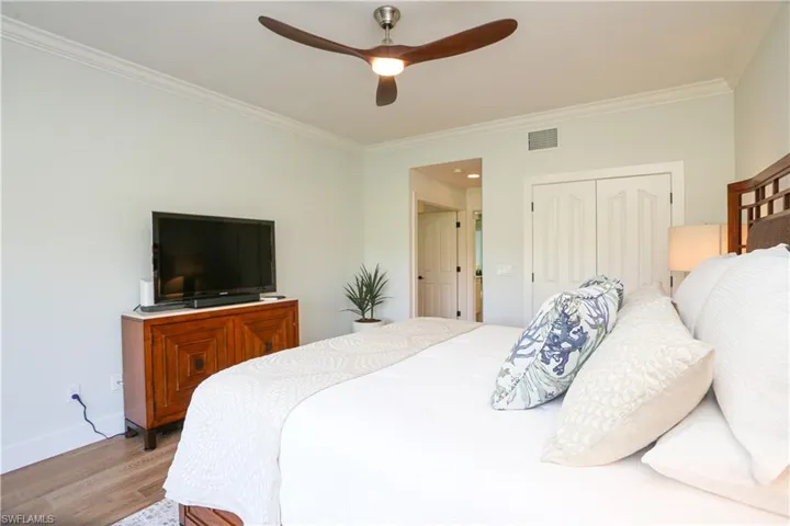 5765 Grande Reserve Way 7-702, Naples, Florida 34110