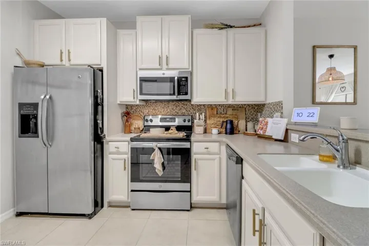 3928 Cherrybrook LOOP, FORT MYERS FL 33966