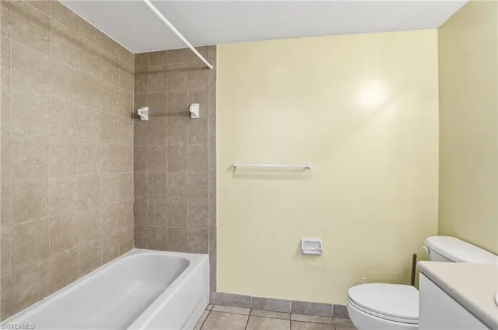 8313  Bernwood Cove  LOOP, Fort Myers, FL 33966