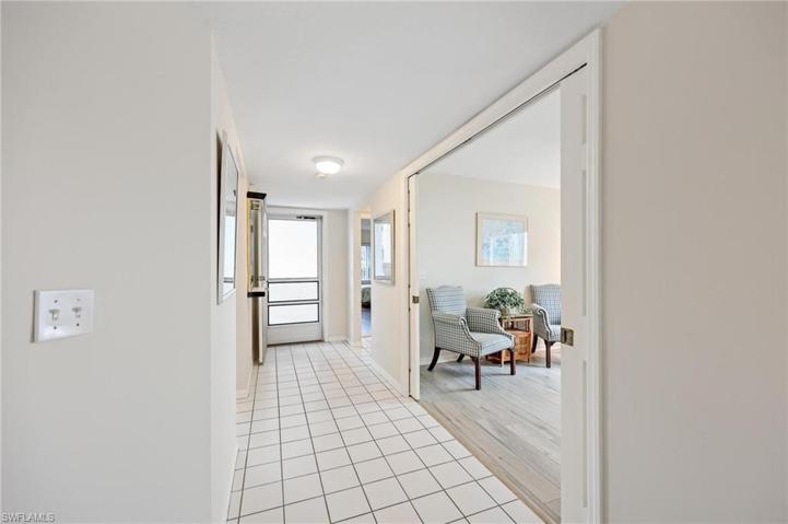 164  Belina  DR, NAPLES, FL 34104