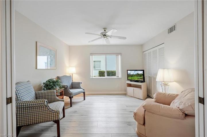 164  Belina  DR, NAPLES, FL 34104