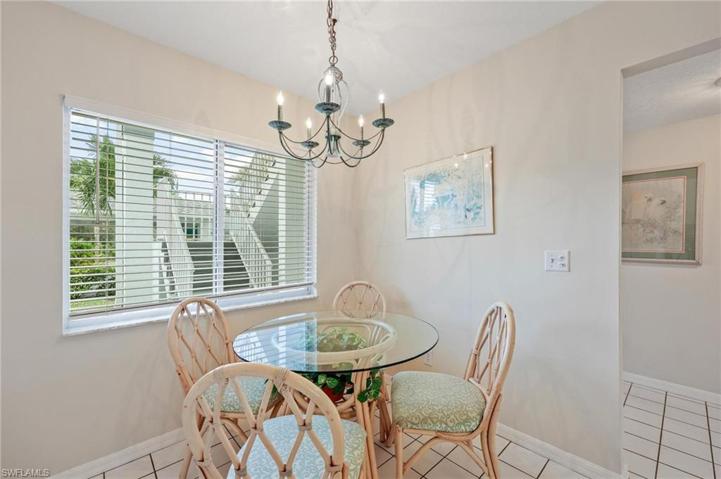 164  Belina  DR, NAPLES, FL 34104