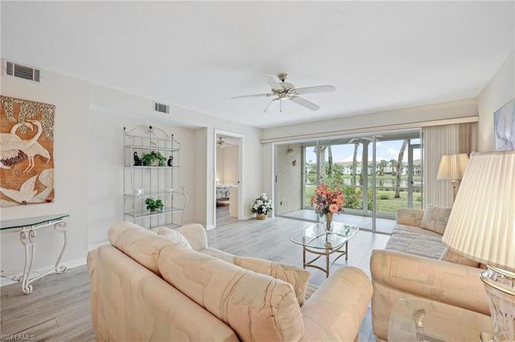 164  Belina  DR, NAPLES, FL 34104