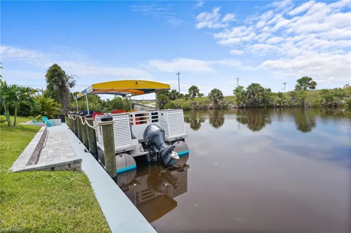 3726 Nw 42nd Pl, Cape Coral, Florida 33993