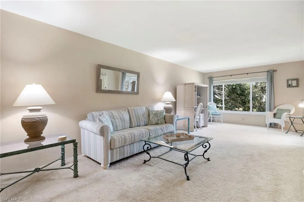 2244 Winkler AVE, Fort Myers, FL 33901,224089804