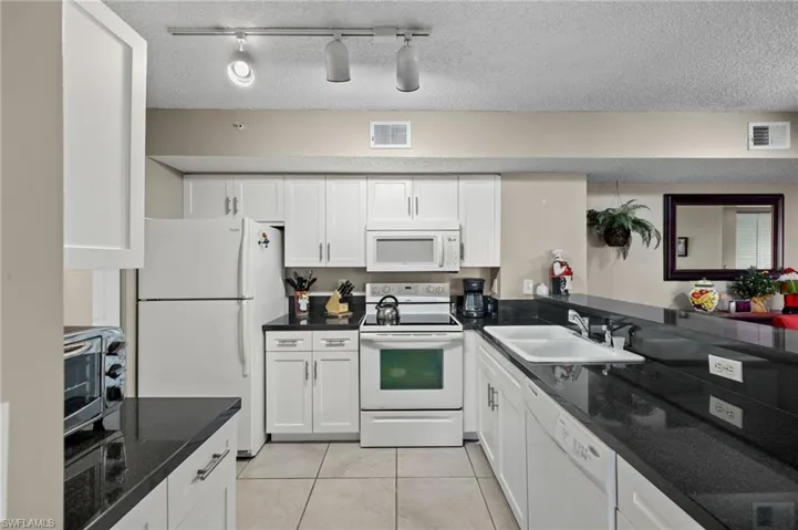 1835 Florida Club Cir 3103, Naples, Florida 34112