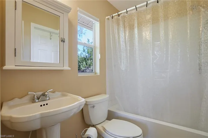 Full bath with shower/tub combo