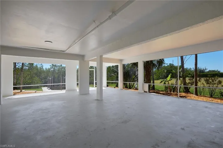 SCREENED area under the main house...perfect for parties and gatherings!!
