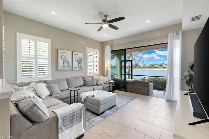 26193  Palace  LN, Bonita Springs, FL 34135