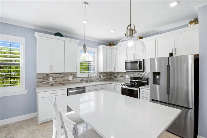 3520 Stoneville Dr, Alva, Florida 33920