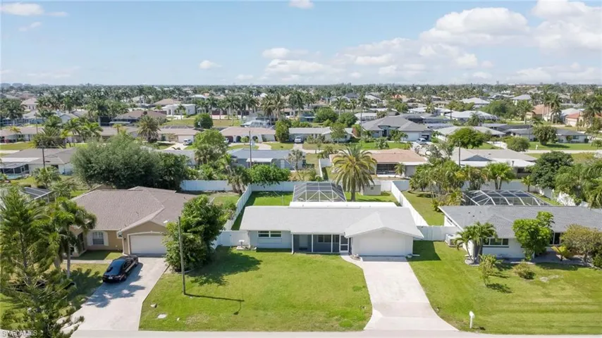 150 Sw 48th Ter, Cape Coral, Florida 33914