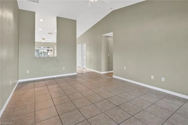 516/518 Se 5th Pl, Cape Coral, Florida 33990