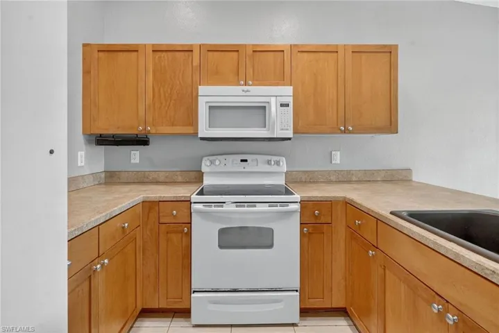 516/518 Se 5th Pl, Cape Coral, Florida 33990