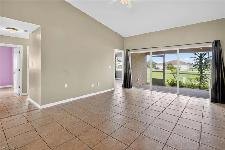 516/518 Se 5th Pl, Cape Coral, Florida 33990