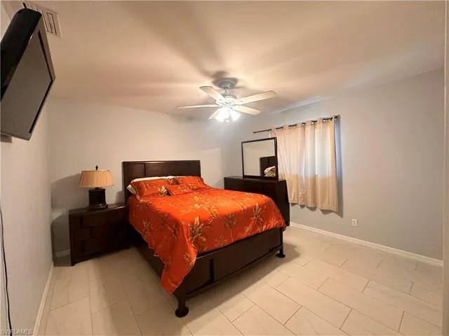 2916 Van Buren Pkwy, Cape Coral, Florida 33993