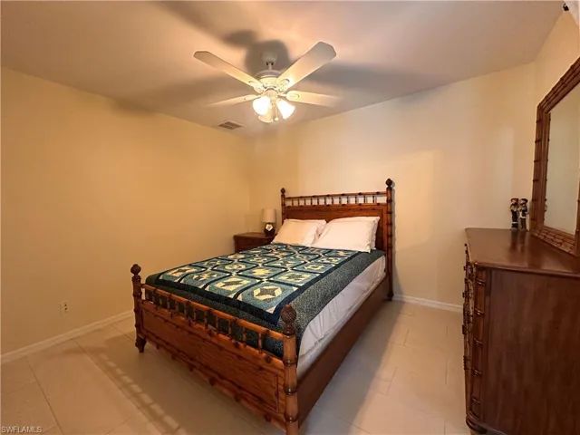 2916 Van Buren Pkwy, Cape Coral, Florida 33993