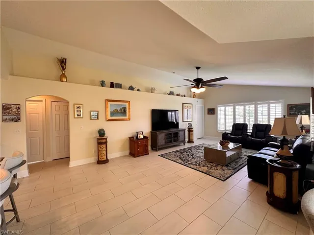 2916 Van Buren Pkwy, Cape Coral, Florida 33993