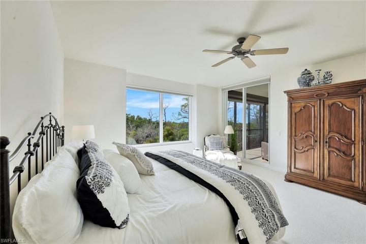 Master suite has access to expansive lanai