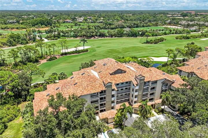 Enjoy sweeping golf course and community views from your 3rd-floor vantage point.