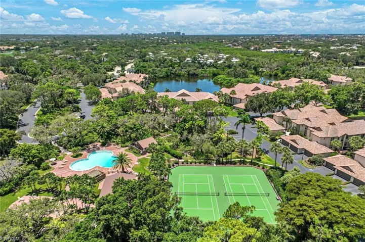Community tennis and pickleball courts are just a short walk away.