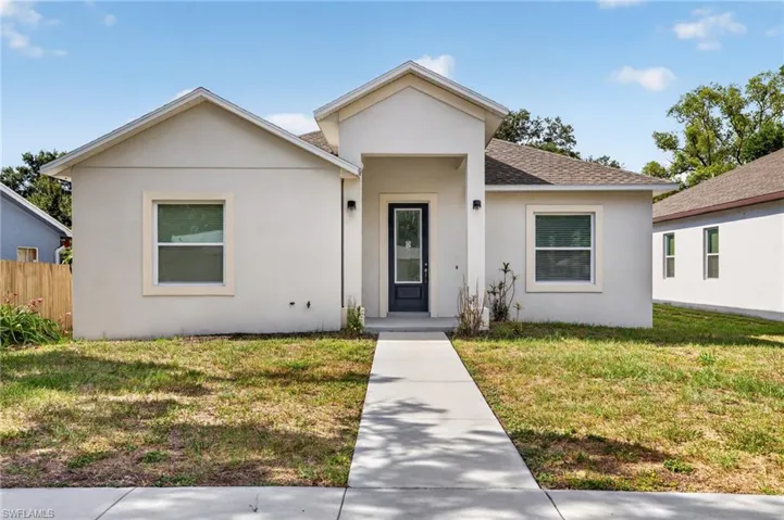 7977 49th Ave N, St. Petersburg, Florida 33709