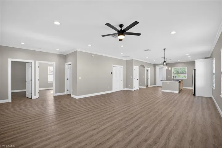 7977 49th Ave N, St. Petersburg, Florida 33709