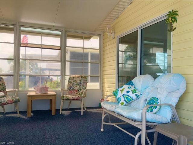 Loveseat Glider & addl seating