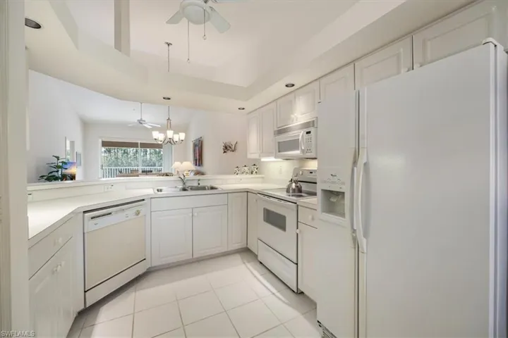 1032  Manor Lake  DR, Naples, FL 34110