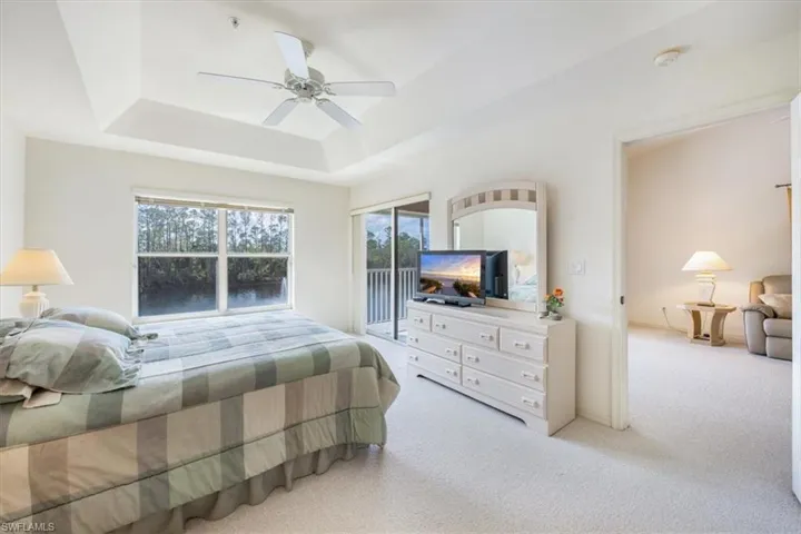 1032  Manor Lake  DR, Naples, FL 34110