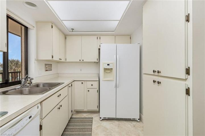 26225  Hickory  BLVD, Bonita Springs, FL 34134