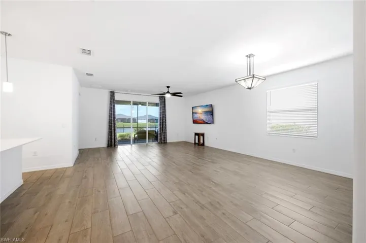 2294 Avocado Ln, Naples, Florida 34120