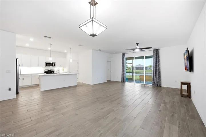 2294 Avocado Ln, Naples, Florida 34120