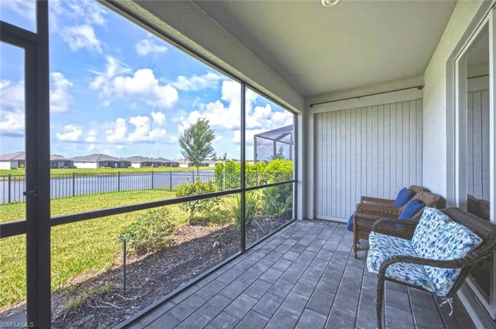 2294 Avocado Ln, Naples, Florida 34120
