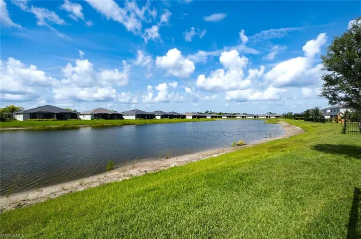 2294 Avocado Ln, Naples, Florida 34120