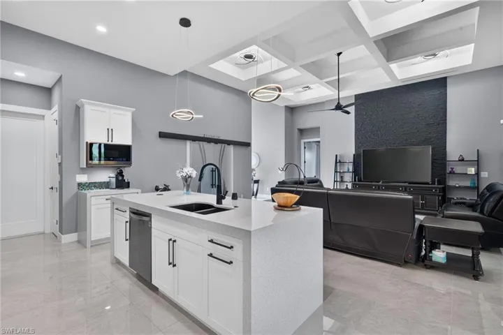 3106 Nw 45th Pl, Cape Coral, Florida 33993