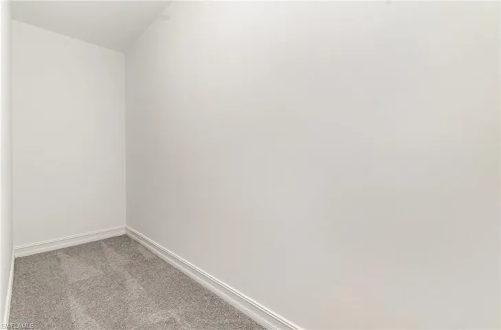 18420  Royal Hammock  BLVD, Naples, FL 34114