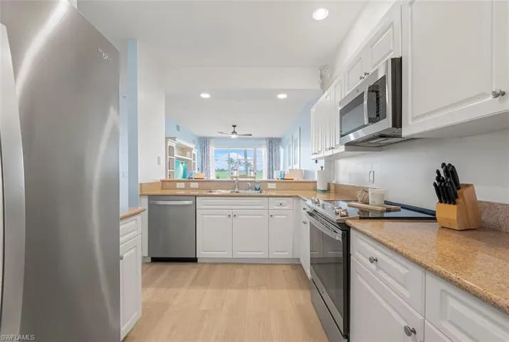 7915 Mahogany Run Ln 1114, Naples, Florida 34113