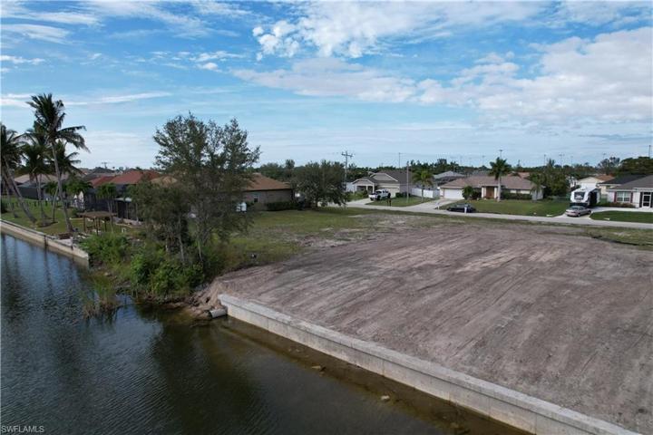 234 SW 31st  TER, CAPE CORAL, FL 33914