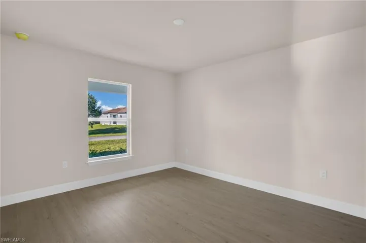 909 Norfolk Ave S, Lehigh Acres, Florida 33974