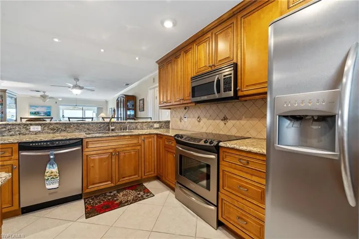 7008 Foxfire Dr, Fort Myers, Florida 33919