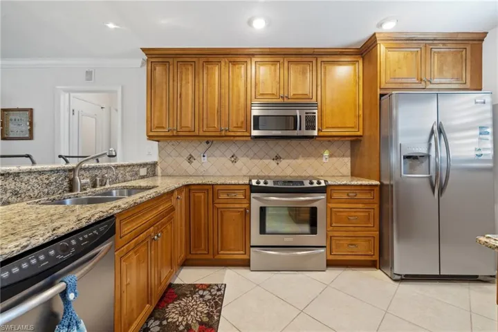 7008 Foxfire Dr, Fort Myers, Florida 33919