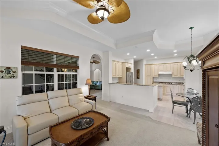 9275  Menaggio  CT, Naples, FL 34114