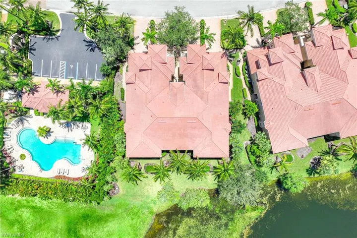9275  Menaggio  CT, Naples, FL 34114