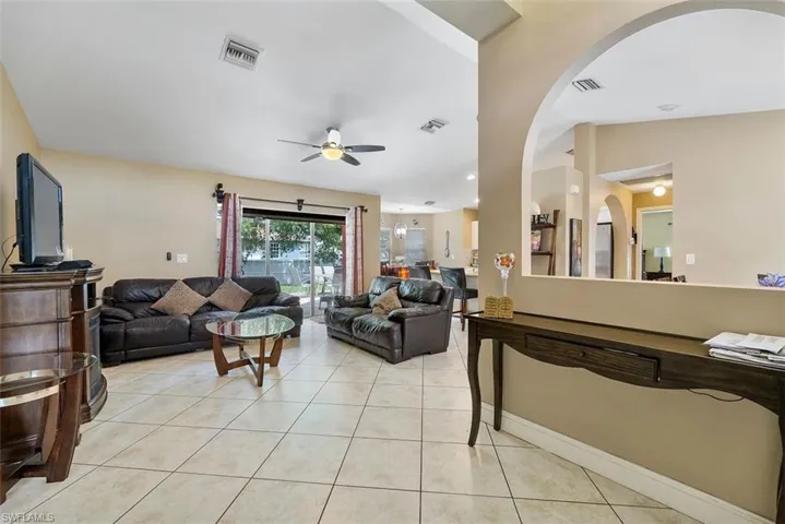 4812  24th SW ST, Lehigh Acres, FL 33973