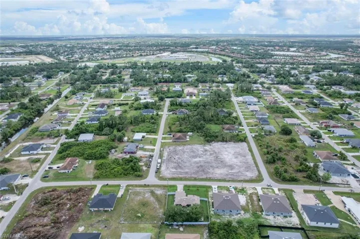 4812  24th SW ST, Lehigh Acres, FL 33973
