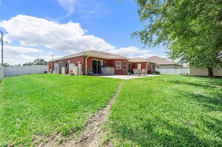 4812  24th SW ST, Lehigh Acres, FL 33973