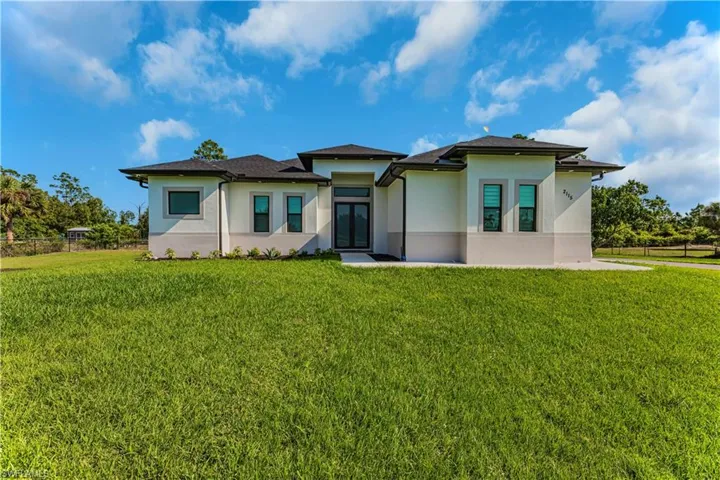 2115 47th Ave Ne, Naples Fl 34120